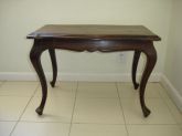 Mesa de centro massiça